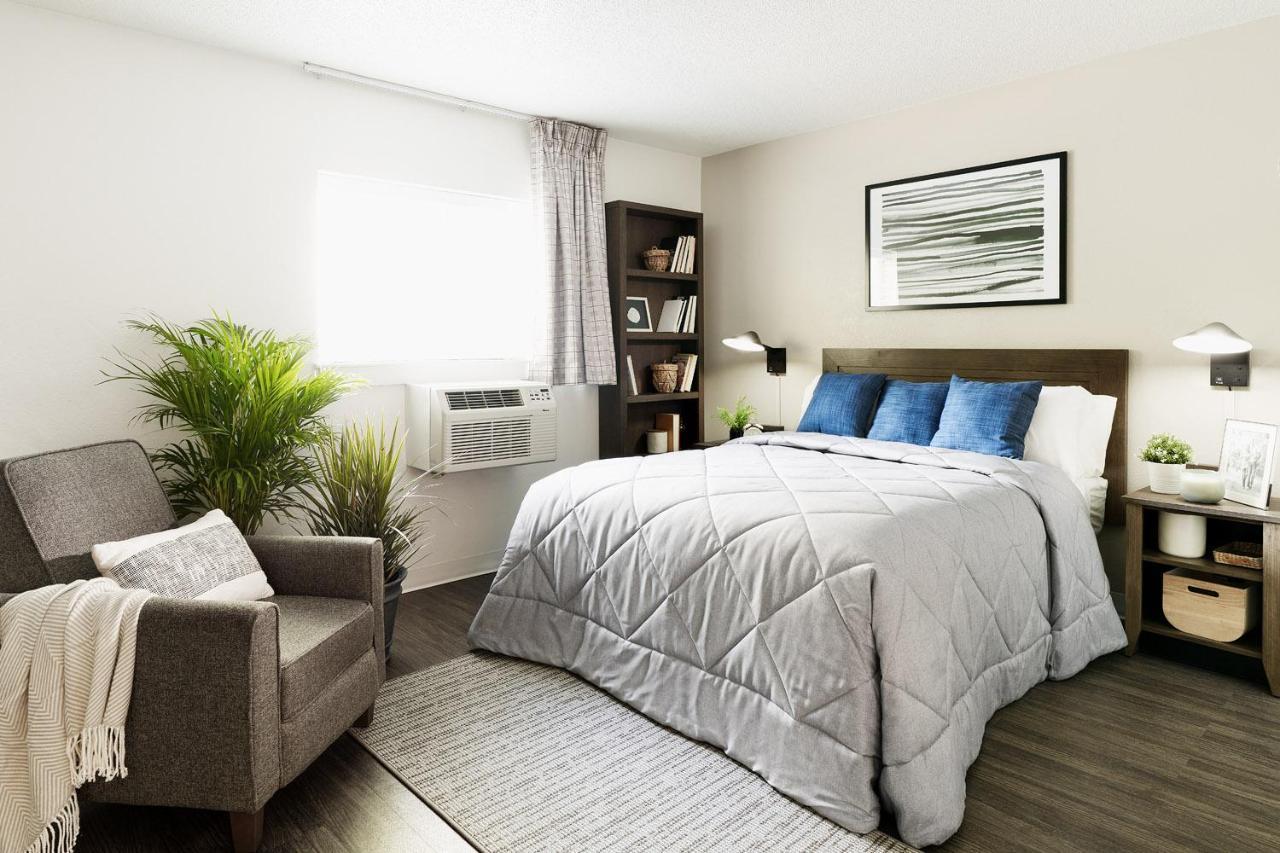 Intown Suites Extended Stay Columbus Oh - I-70E Hamilton Rd Εξωτερικό φωτογραφία
